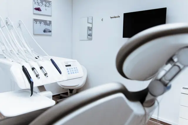 Braces for teenagers, image 2